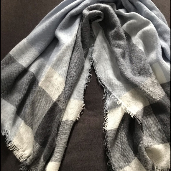 Wrap scarf - Picture 1 of 4